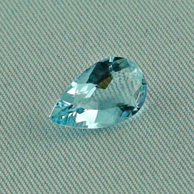 Ein Aquamarin als Tropfen 1,86 ct