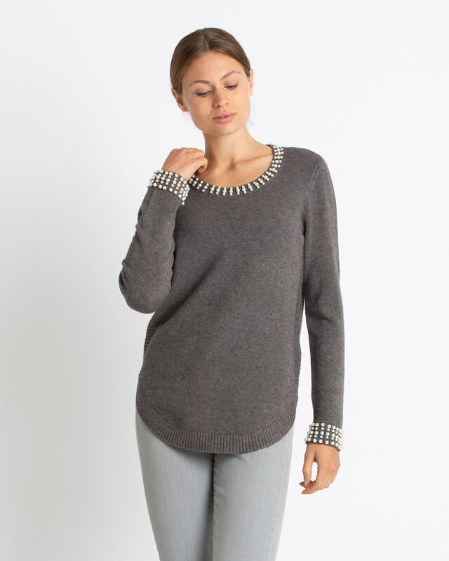 Pullover mit Perlen